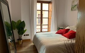 MyHouseSpain - Acogedor apartamento plaza mayor Gijón 1